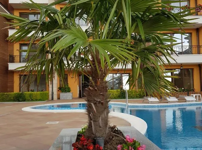 Ξενοδοχείο με διαμερίσματα Boulevard Sea 4*