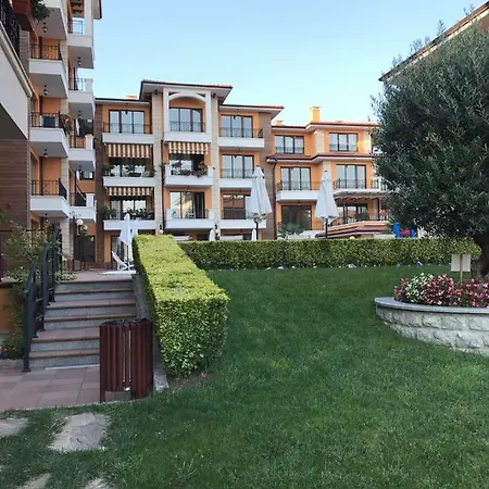 מלון דירות Boulevard Sea 4*